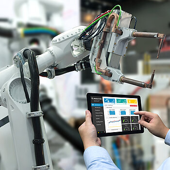 Industrie 4.0 - Roboterarm durch Tablet gesteuert